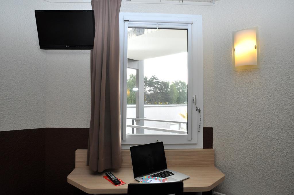B Hotel Caen Mondeville Exterior foto