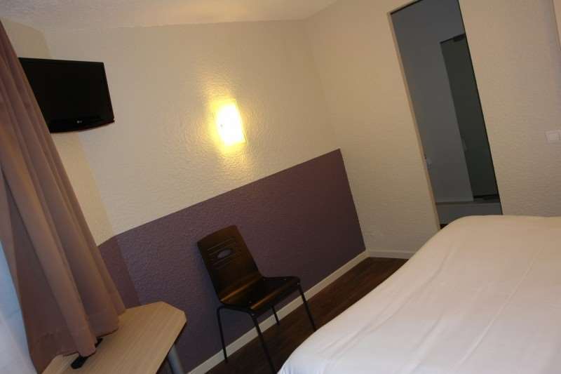 B Hotel Caen Mondeville Exterior foto